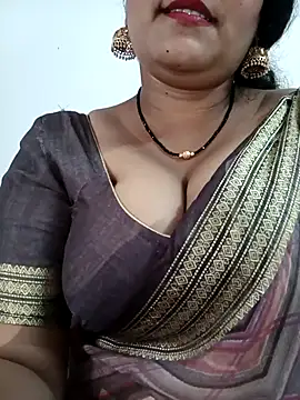 Snapshot of Nyra-23 chatting on 11-30-25, 10:08 Nyra-23 online show from 11-30-25, 10:08