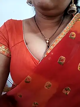 Snapshot of Nyra-23 chatting on 12-18-25, 08:53 Nyra-23 online show from 12-18-25, 08:53