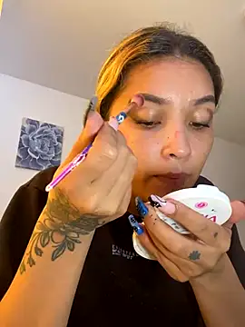 baby lizy online show from 10-13-25, 07:58