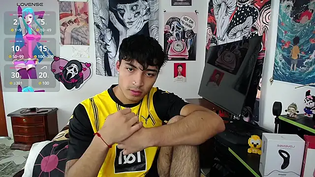 Snapshot of dylan_fun18 chatting on 03-05-25, 04:57 dylan fun18 online show from 03-05-25, 04:57