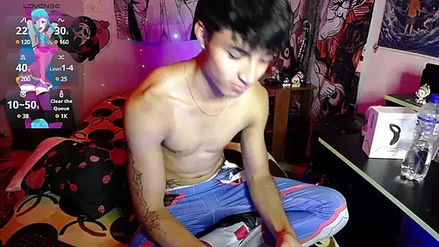 Snapshot of dylan_fun18 chatting on 03-09-25, 01:35 dylan fun18 online show from 03-09-25, 01:35