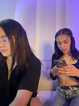 camianddanna online show from 11-20-25, 02:12