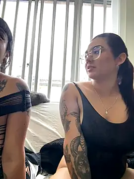 camianddanna online show from 12-02-25, 02:23