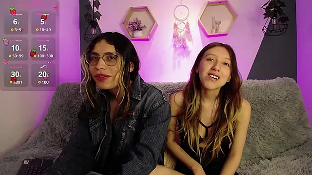 Snapshot of BRIAR_AND_BLAIR chatting on 01-27-25, 01:41 BRIAR AND BLAIR online show from 01-27-25, 01:41