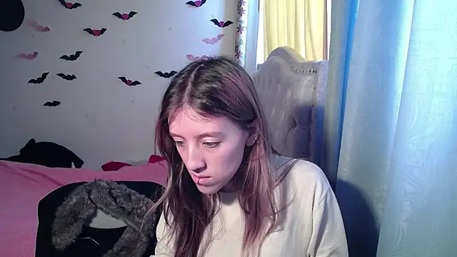 Snapshot of BRIAR_AND_BLAIR chatting on 09-16-25, 04:08 BRIAR AND BLAIR online show from 09-16-25, 04:08