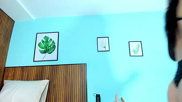 curvy rousi online show from 03-05-25, 06:12