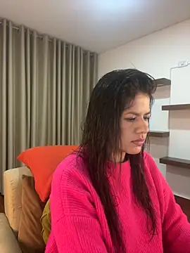 Alice Biel online show from 12-24-24, 10:33