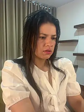 Alice Biel online show from 12-26-24, 12:38