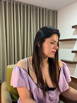 Alice Biel online show from 01-10-25, 01:21