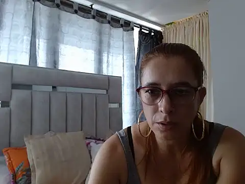 Snapshot of karlabarrera chatting on 05-28-26, 08:28 karlabarrera online show from 05-28-26, 08:28