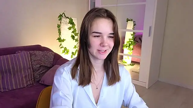 Snapshot of LindaRobertz chatting on 01-25-25, 12:16 LindaRobertz online show from 01-25-25, 12:16