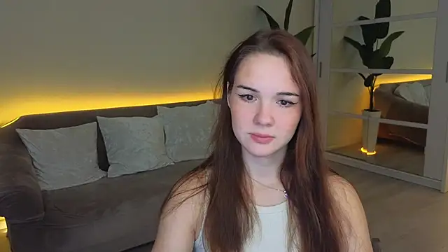 Snapshot of LindaRobertz chatting on 09-13-25, 09:03 LindaRobertz online show from 09-13-25, 09:03