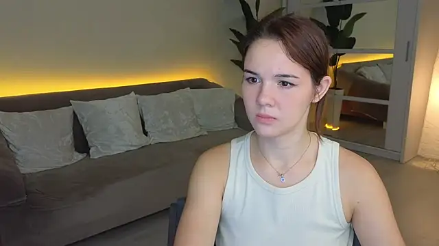 Snapshot of LindaRobertz chatting on 09-14-25, 09:03 LindaRobertz online show from 09-14-25, 09:03