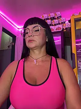 Hot beauty   online show from 02-05-26, 03:00