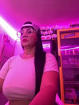 Hot beauty   online show from 02-19-26, 03:13