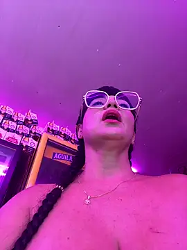 Hot beauty   online show from 03-21-26, 08:19