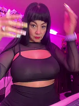 Hot beauty   online show from 04-16-26, 02:45