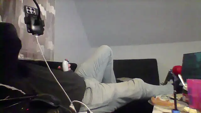 Snapshot of NewyorkDimi chatting on 12-02-25, 01:11 NewyorkDimi online show from 12-02-25, 01:11