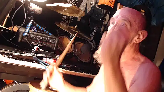 Snapshot of DREAMZ420 chatting on 10-13-25, 10:10 DREAMZ420 online show from 10-13-25, 10:10