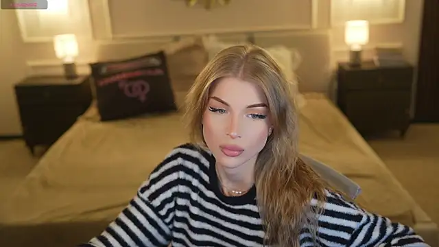 Snapshot of Stacy054 chatting on 11-09-25, 01:20 Stacy054 online show from 11-09-25, 01:20