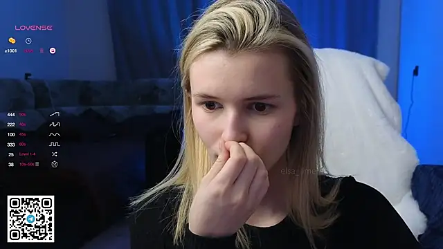 Snapshot of elsa_limerence chatting on 12-09-24, 03:29 elsa limerence online show from 12-09-24, 03:29