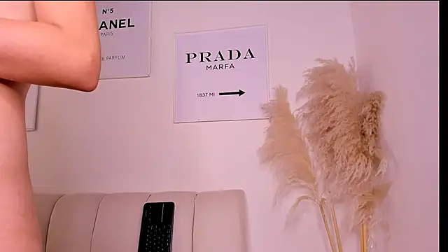 april higgins online show from 03-03-25, 05:07