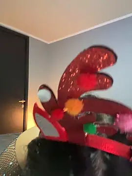 Snapshot of sc4ry_girl1 chatting on 12-05-24, 02:20 sc4ry girl1 online show from 12-05-24, 02:20