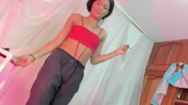 Snapshot of Itsme_Daniela chatting on 04-27-26, 03:43 Itsme Daniela online show from 04-27-26, 03:43
