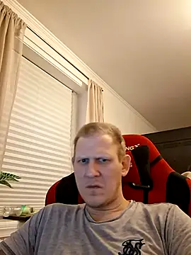 Snapshot of tjohej89 chatting on 11-02-25, 03:53 tjohej89 online show from 11-02-25, 03:53