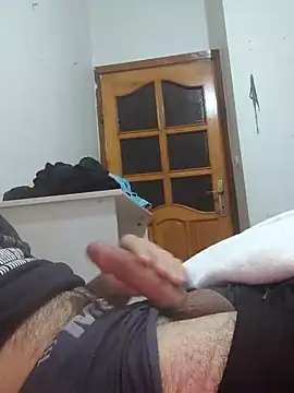 istanbulbeyefendisii online show from 12-30-24, 01:04