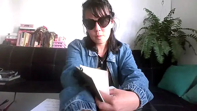 Snapshot of Tiramisu89 chatting on 01-15-26, 10:02 Tiramisu89 online show from 01-15-26, 10:02