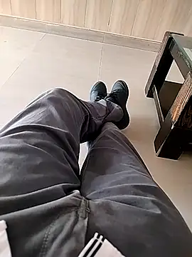 Snapshot of Delhi28 chatting on 10-03-25, 09:50 Delhi28 online show from 10-03-25, 09:50