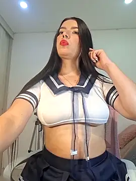 Snapshot of Anal_Luucia chatting on 05-19-26, 12:11 Anal Luucia online show from 05-19-26, 12:11
