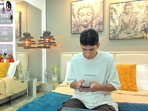 Snapshot of kieran_derek chatting on 10-28-25, 03:21 kieran derek online show from 10-28-25, 03:21