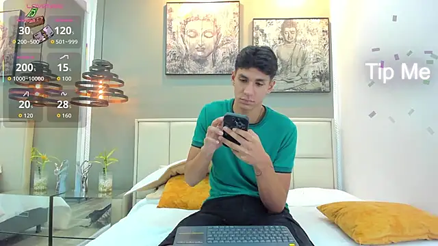 Snapshot of kieran_derek chatting on 11-27-25, 03:19 kieran derek online show from 11-27-25, 03:19