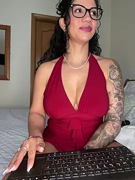 Snapshot of soli-lov chatting on 02-14-25, 12:57 soli-lov online show from 02-14-25, 12:57