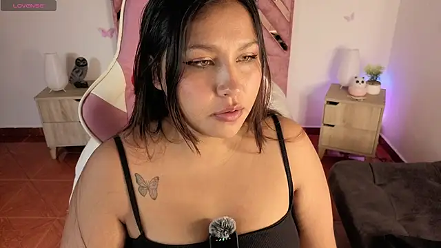 Snapshot of Diosa-afrodita chatting on 05-21-26, 08:05 Diosa-afrodita online show from 05-21-26, 08:05
