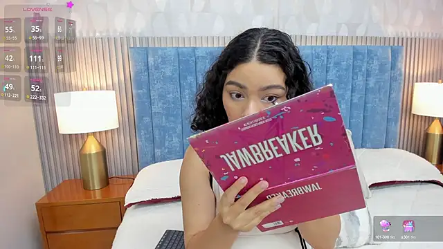 pretty sunlight  online show from 11-02-25, 02:03