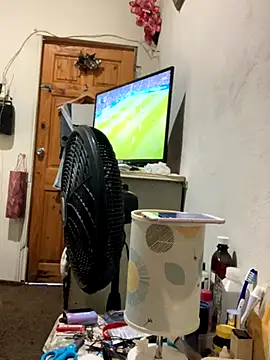 Snapshot of Johnras121 chatting on 11-02-25, 06:21 Johnras121 online show from 11-02-25, 06:21