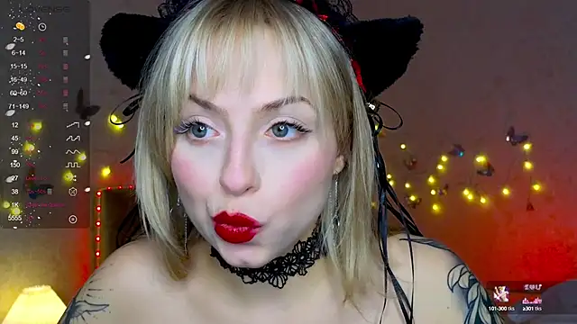 Snapshot of lavenderluxe chatting on 12-21-24, 10:39 lavenderluxe online show from 12-21-24, 10:39