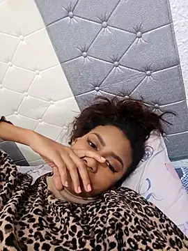 Snapshot of morena-399 chatting on 02-11-26, 08:25 morena-399 online show from 02-11-26, 08:25