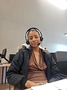 Snapshot of morena-399 chatting on 03-02-26, 03:30 morena-399 online show from 03-02-26, 03:30