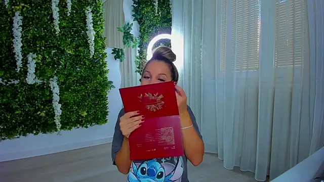 VivienCarter online show from 10-11-25, 09:52