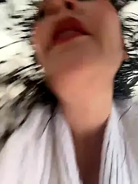 Snapshot of Elizabeth_Dupont chatting on 09-13-25, 07:13 Elizabeth Dupont online show from 09-13-25, 07:13