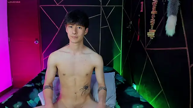 MillersKink online show from 12-12-24, 02:59