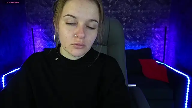 MaribelRiverr  online show from 01-13-25, 06:16