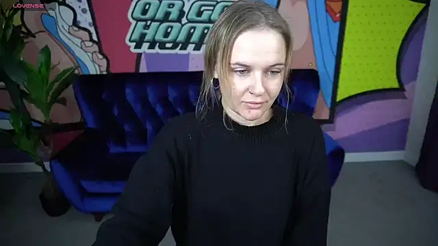 MaribelRiverr  online show from 10-19-25, 05:52