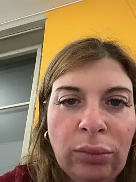 Snapshot of Lombada chatting on 02-02-26, 06:06 Lombada online show from 02-02-26, 06:06