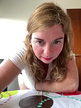 Snapshot of Lombada chatting on 03-05-26, 07:48 Lombada online show from 03-05-26, 07:48