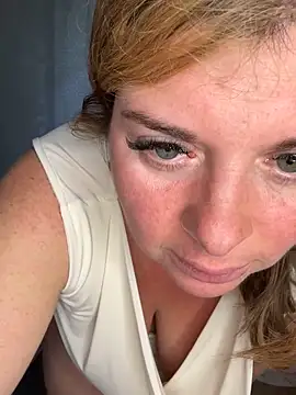 Snapshot of Lombada chatting on 03-21-26, 07:35 Lombada online show from 03-21-26, 07:35